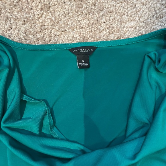 Ann Taylor Cowl Neck tank - Picture 2 of 4